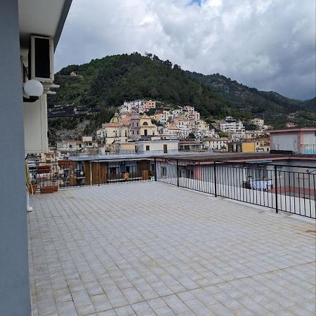 מאיורי Piccolo Appartamento Con Grande Terrazzo Panoramico מראה חיצוני תמונה