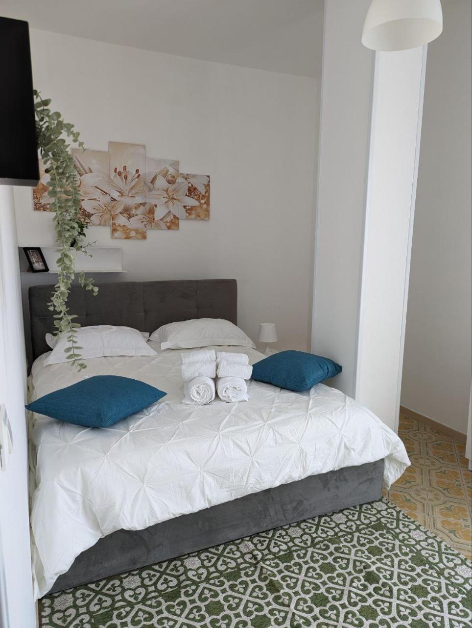 מאיורי Piccolo Appartamento Con Grande Terrazzo Panoramico מראה חיצוני תמונה